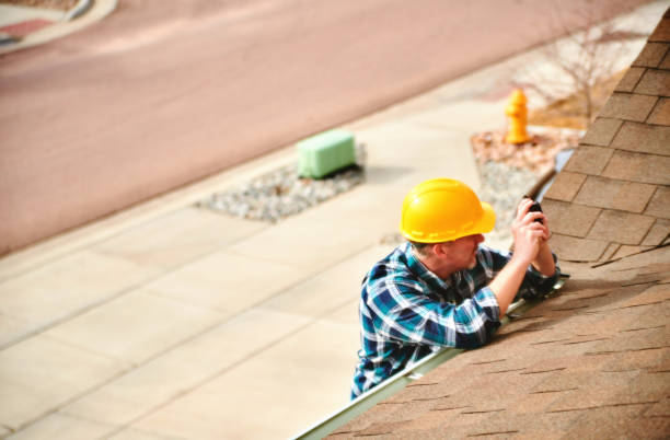 Roof Gutter Cleaning in Holly Hills, CO